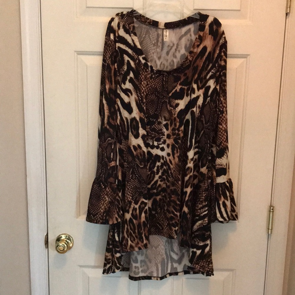 Women’s long shirt